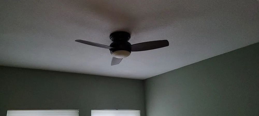 Slide of KiloWaltt Enterprise