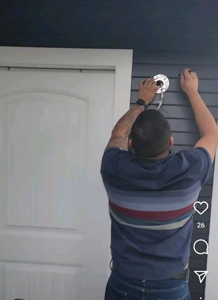 Slide of KiloWaltt Enterprise