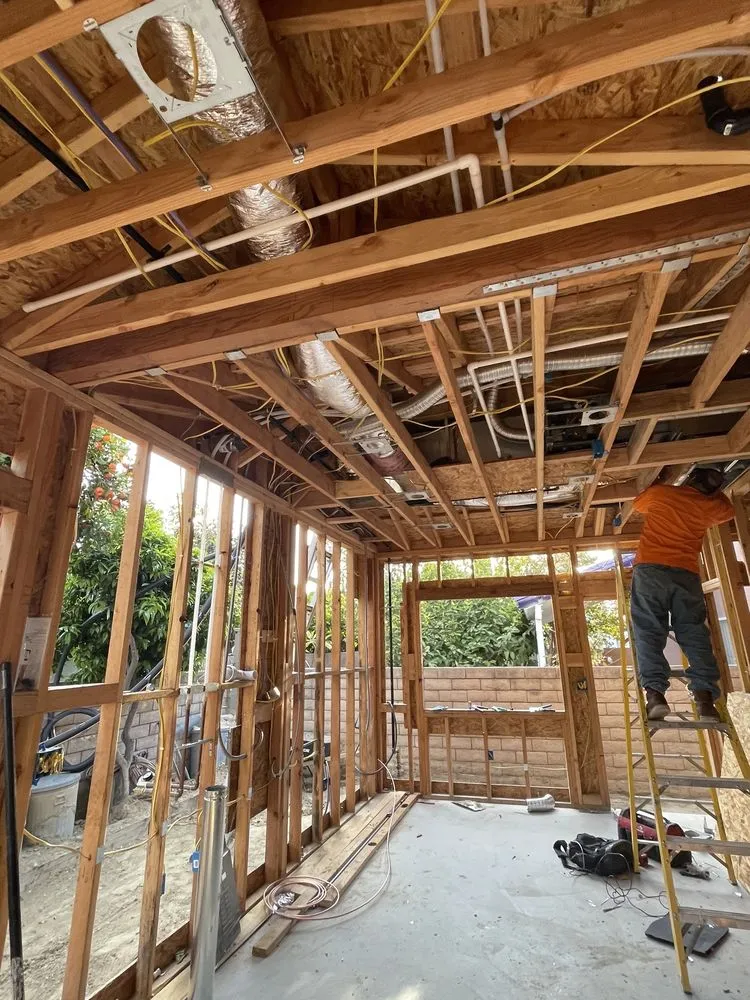 Slide of KiloWaltt Enterprise