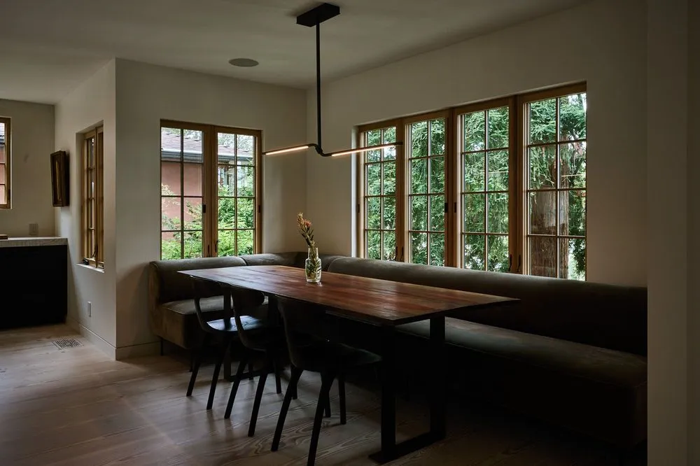 Slide of Kinetic Lighting and Electric