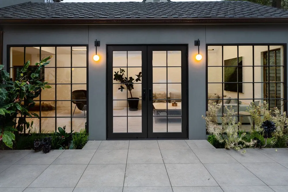 Slide of Kinetic Lighting and Electric