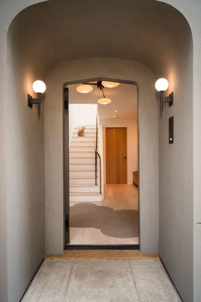 Slide of Kinetic Lighting and Electric