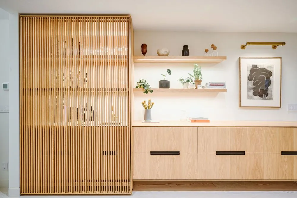 Slide of Kinetic Lighting and Electric