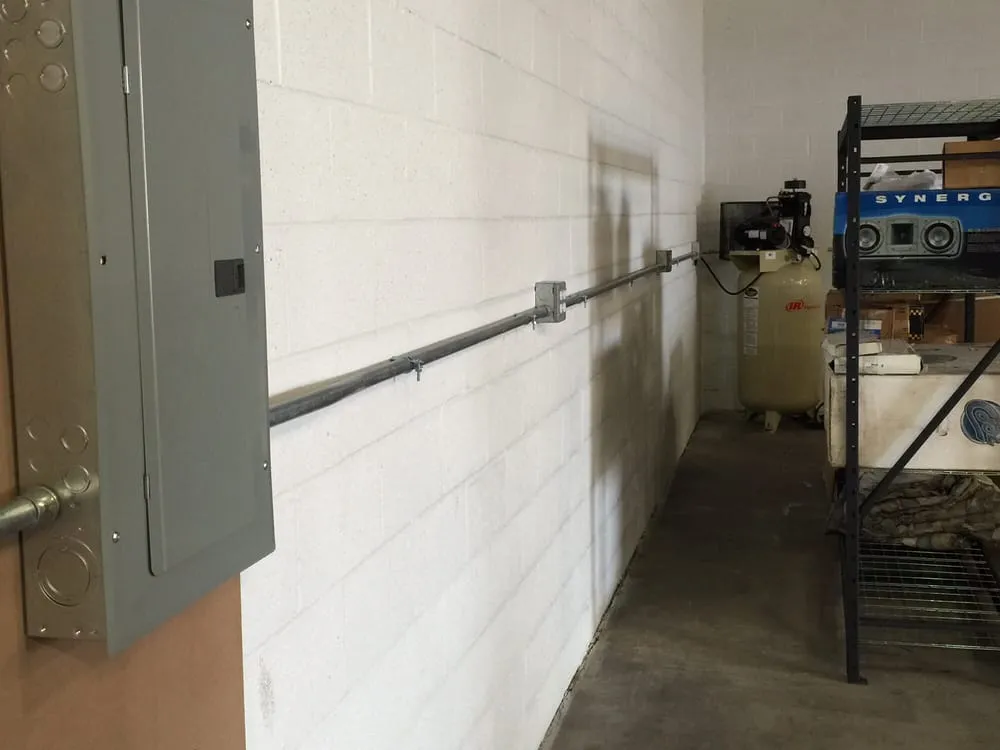 Affordable circuit breaker repair experts serving , - King Electric