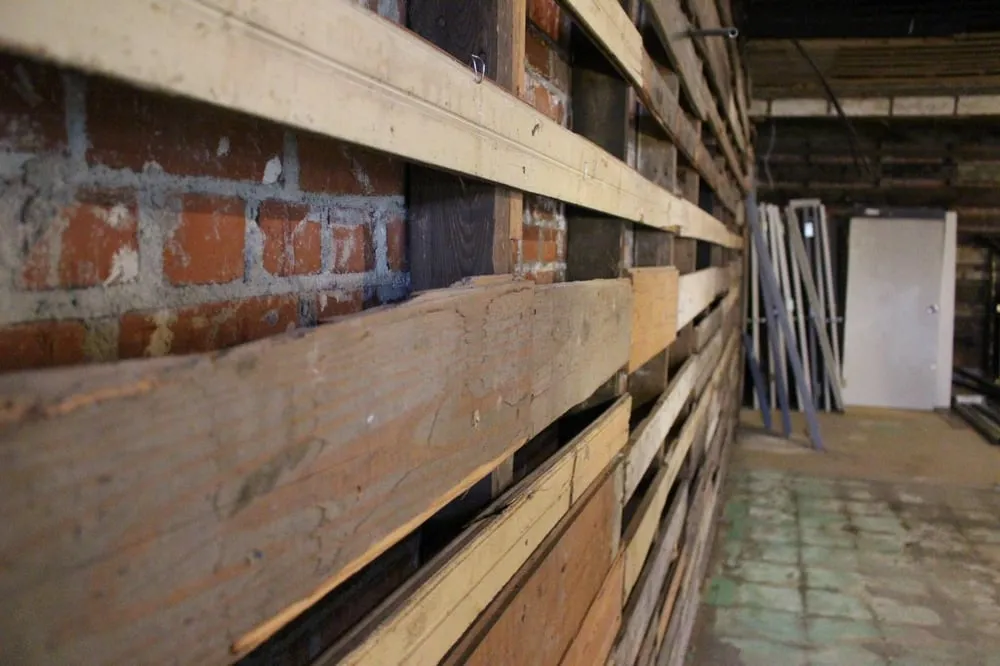 Slide of King Electrical & Controls