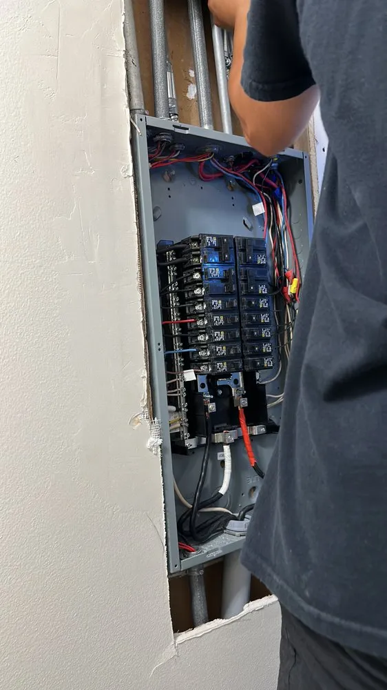 Slide of King R&G Electric