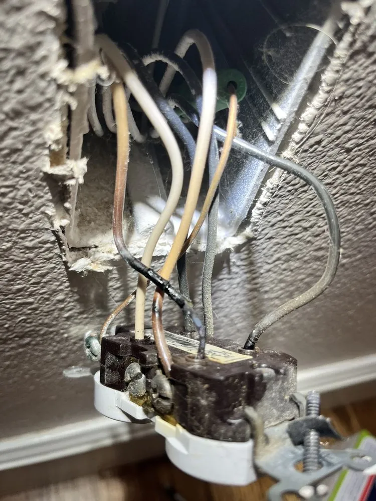 Slide of Kingdom Electric