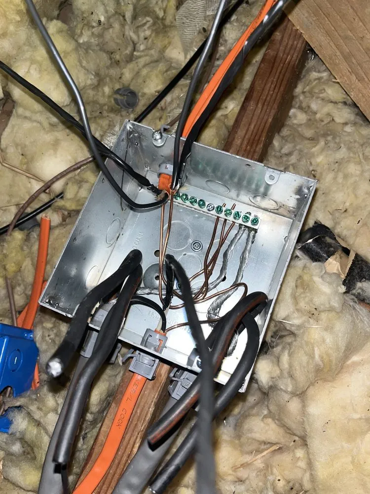 Slide of Kingdom Electric