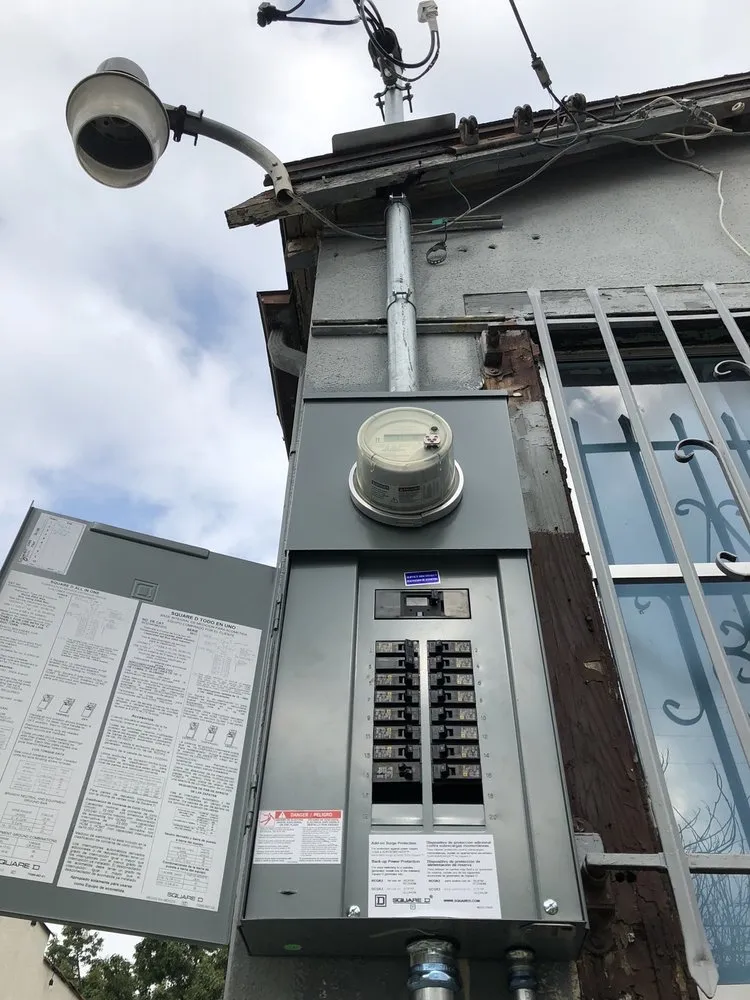 Slide of Kingdom Electric