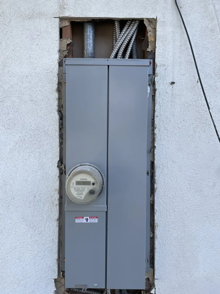 Slide of Kingdom Electric