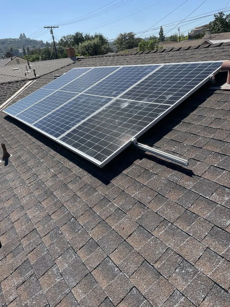 Slide of Kingdom Electric