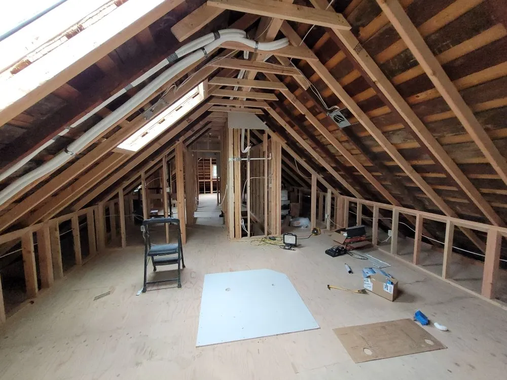 Slide of Kingdom Electric