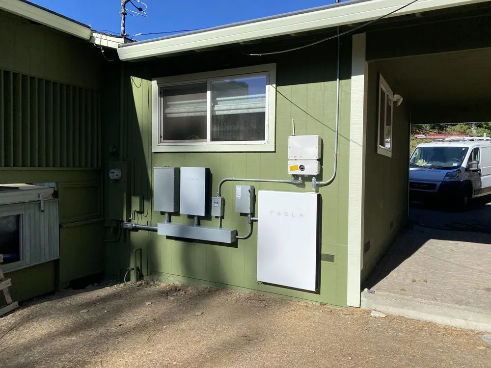 Slide of Kingdom Electric