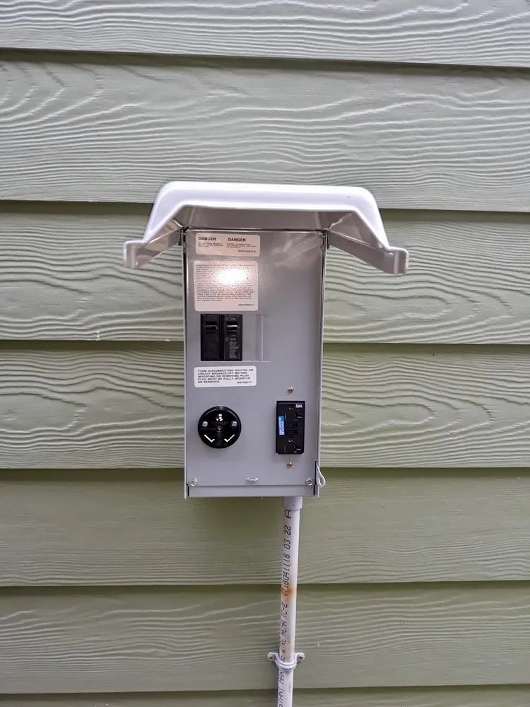 Certified electrical service for homes in lighting installation, by