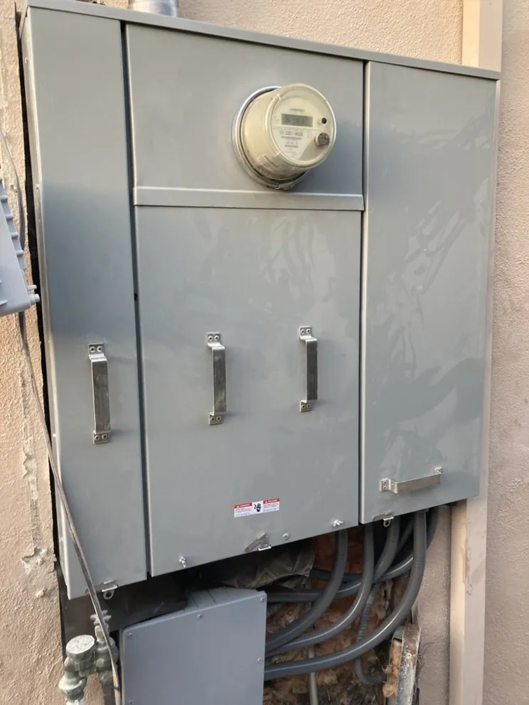 Slide of Kings Electric