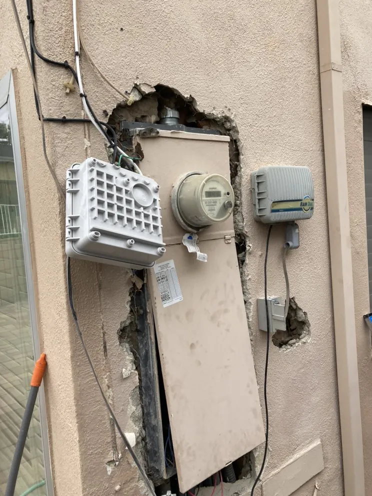 Slide of Kings Electric