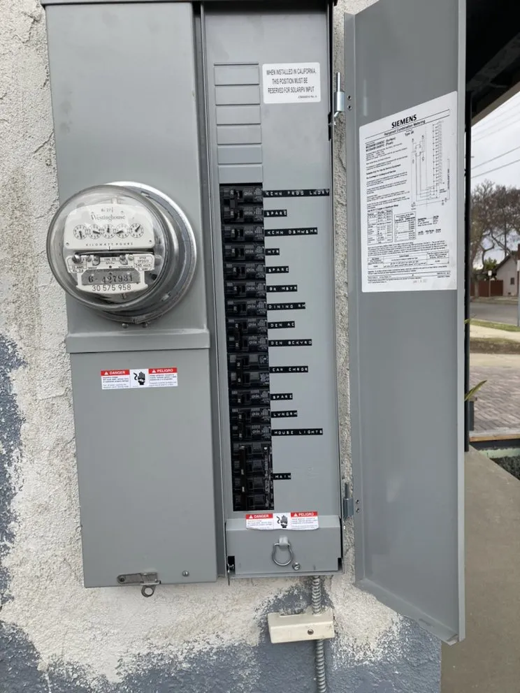 Slide of Kings Electric