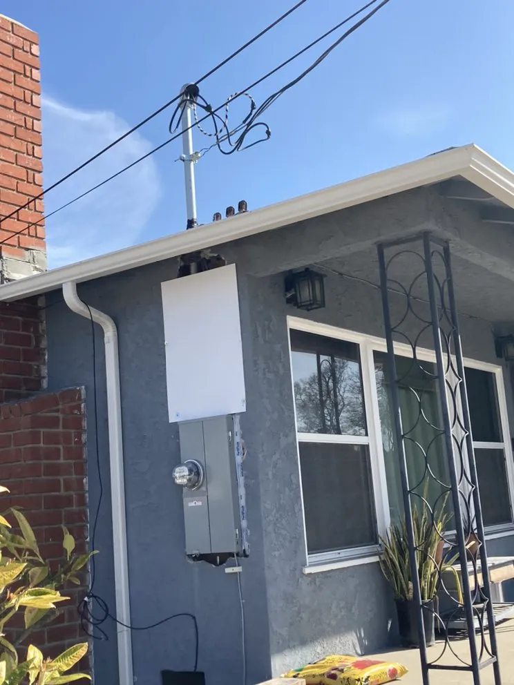 Slide of Kings Electric