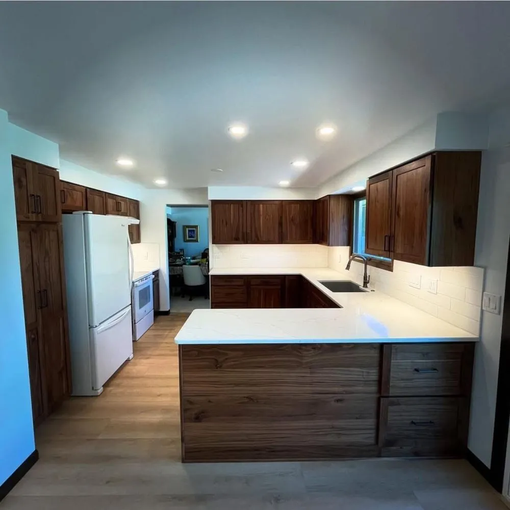 Slide of Kings Electric