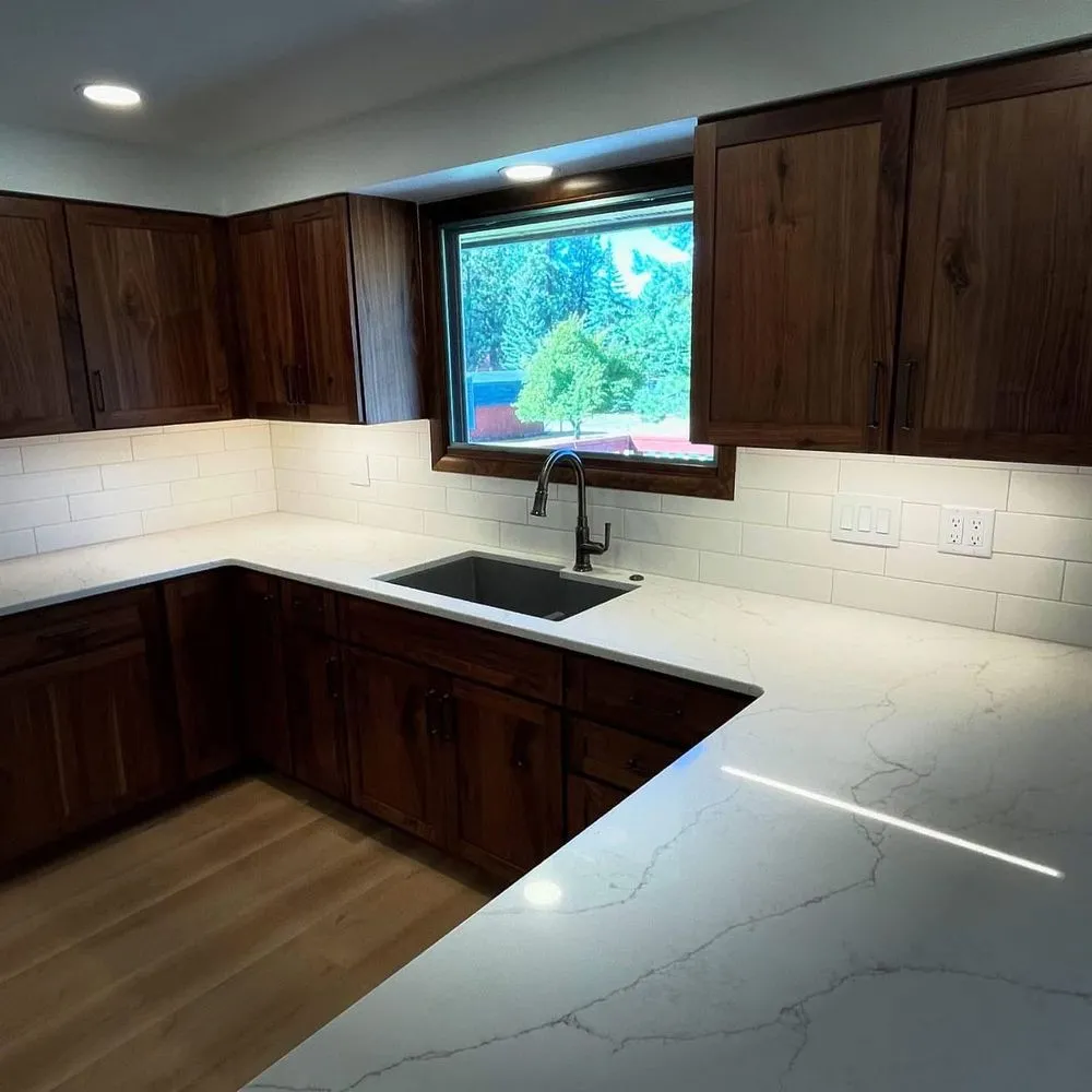 Slide of Kings Electric