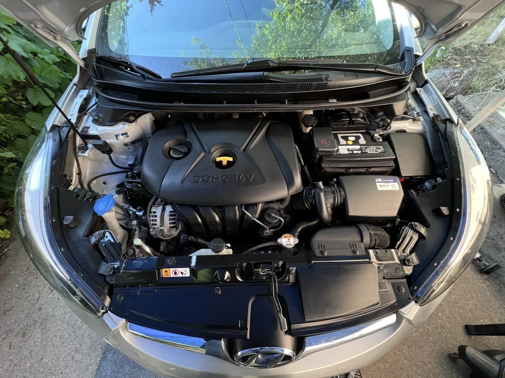 Emergency emergency electrical service in ,  by Kings Man