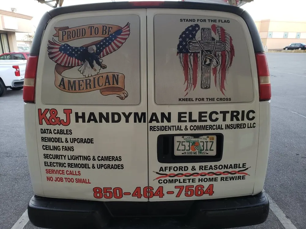 Licensed electrical service for homes in lighting installation,  by 