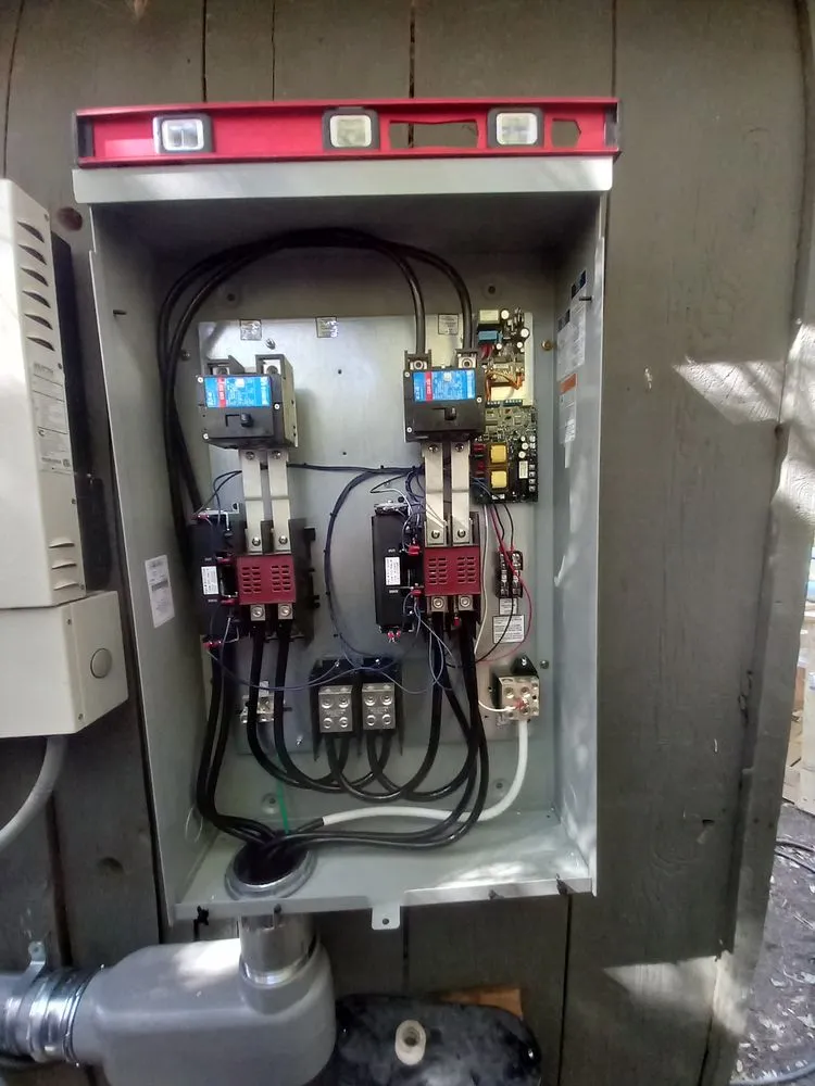 Certified circuit breaker repair in Santa Margarita, CA by KJH Electric