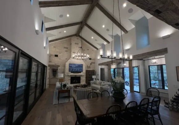 Emergency electrician providing lighting installation in ,