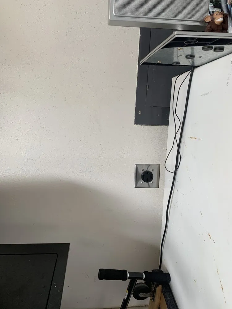 Slide of KK & Daughter Electrical