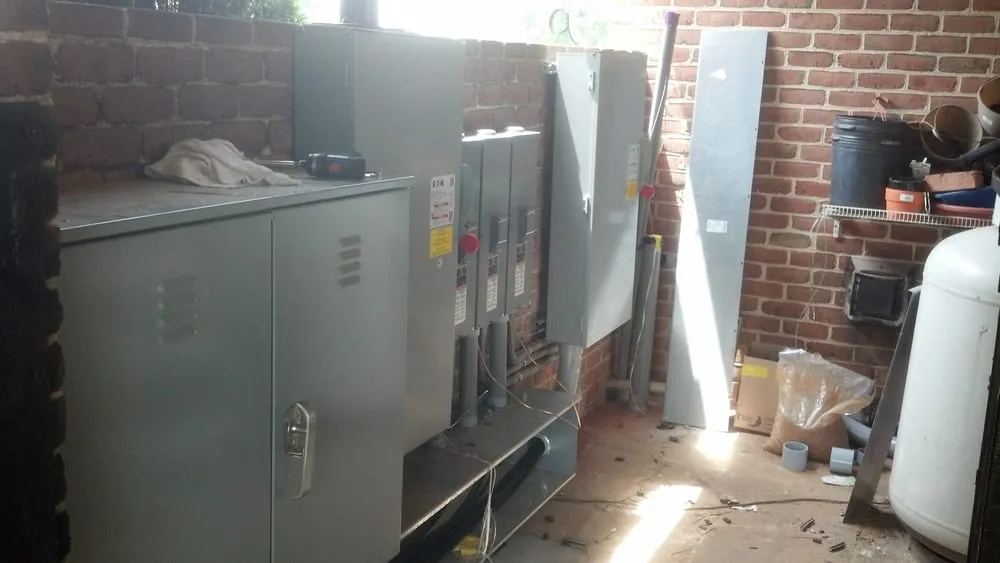 Professional outlet and switch repair in Linthicum Heights, MD by Kla Electrical Services