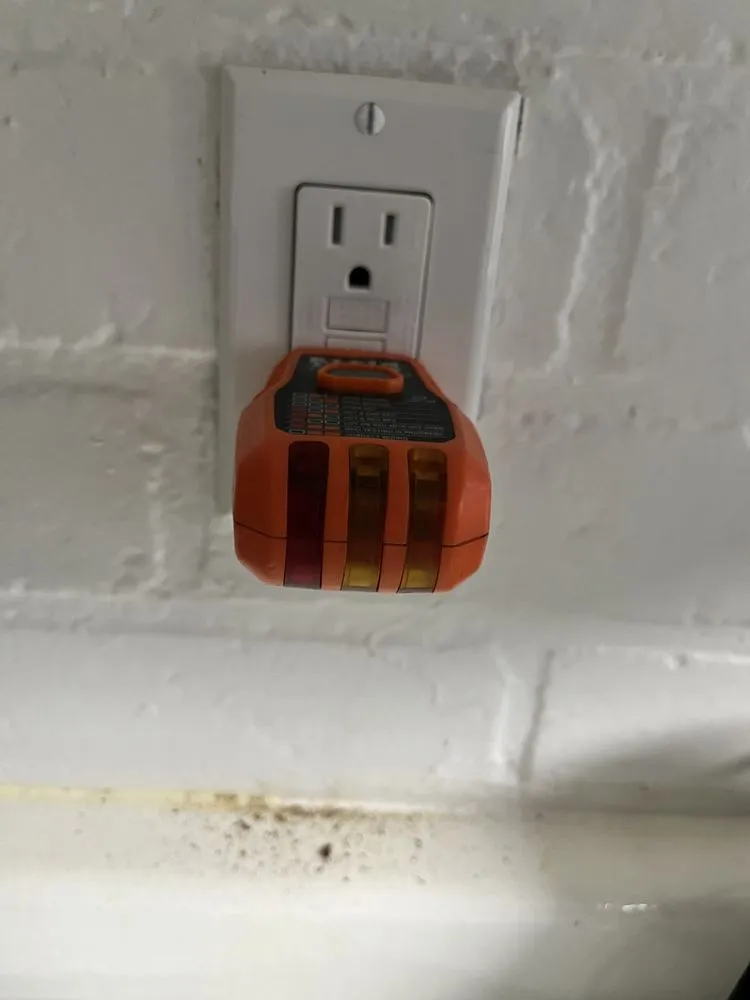 Slide of KLR Contracting Repairs