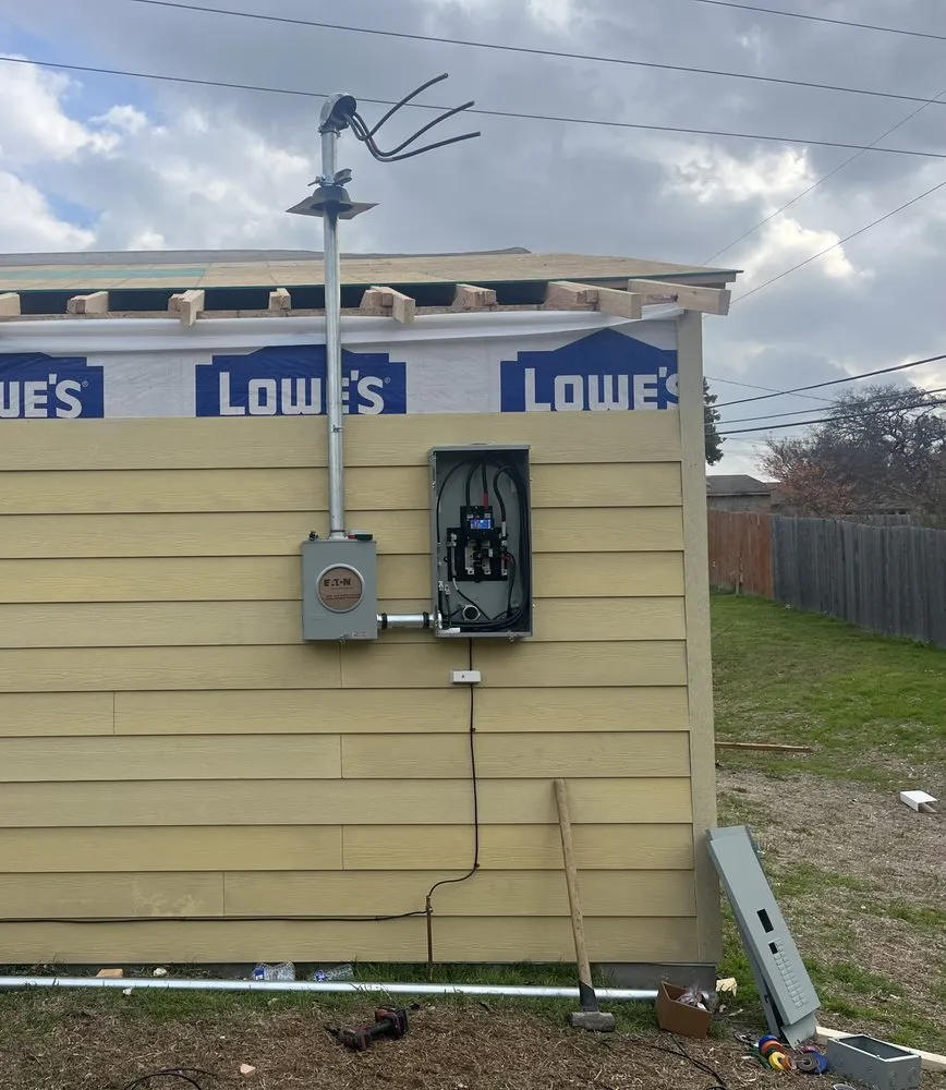 Certified circuit breaker repair service in Abbott, TX - Kmg Electric