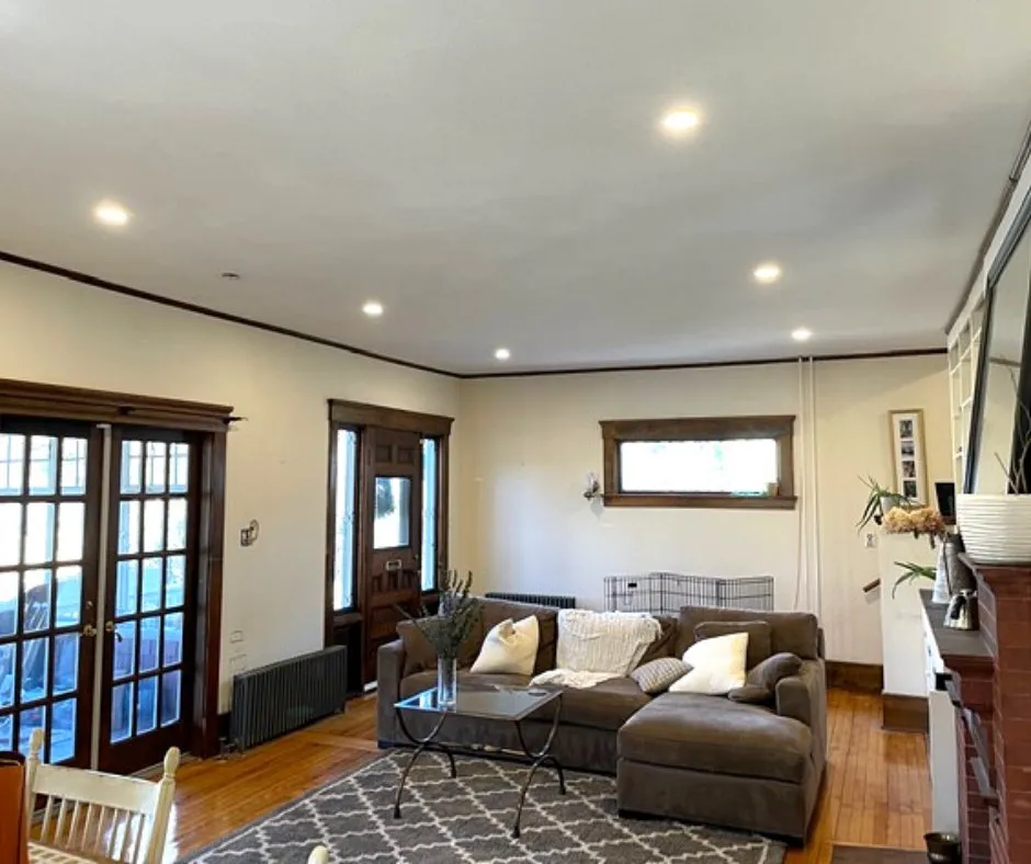 Slide of Knight Electrical Contracting