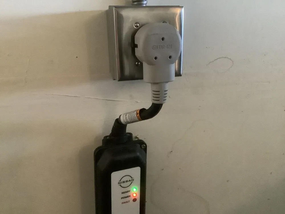 Slide of Knn Electric