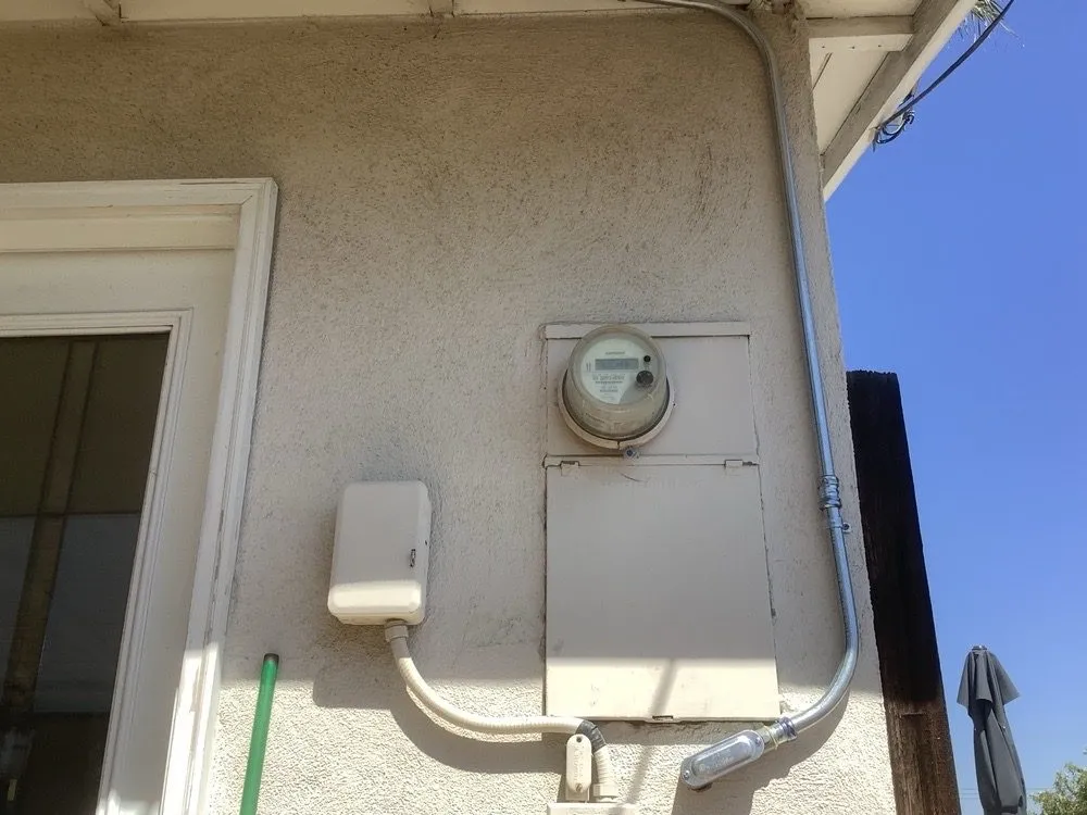 Slide of Knn Electric