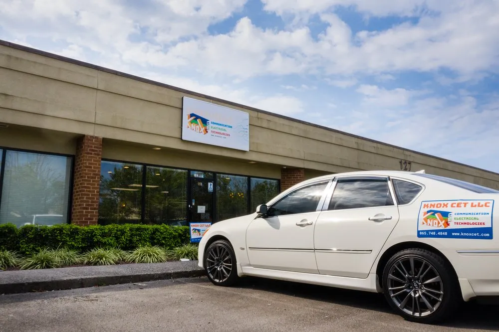 Reliable emergency electrical service experts serving ,  - KnoxCET