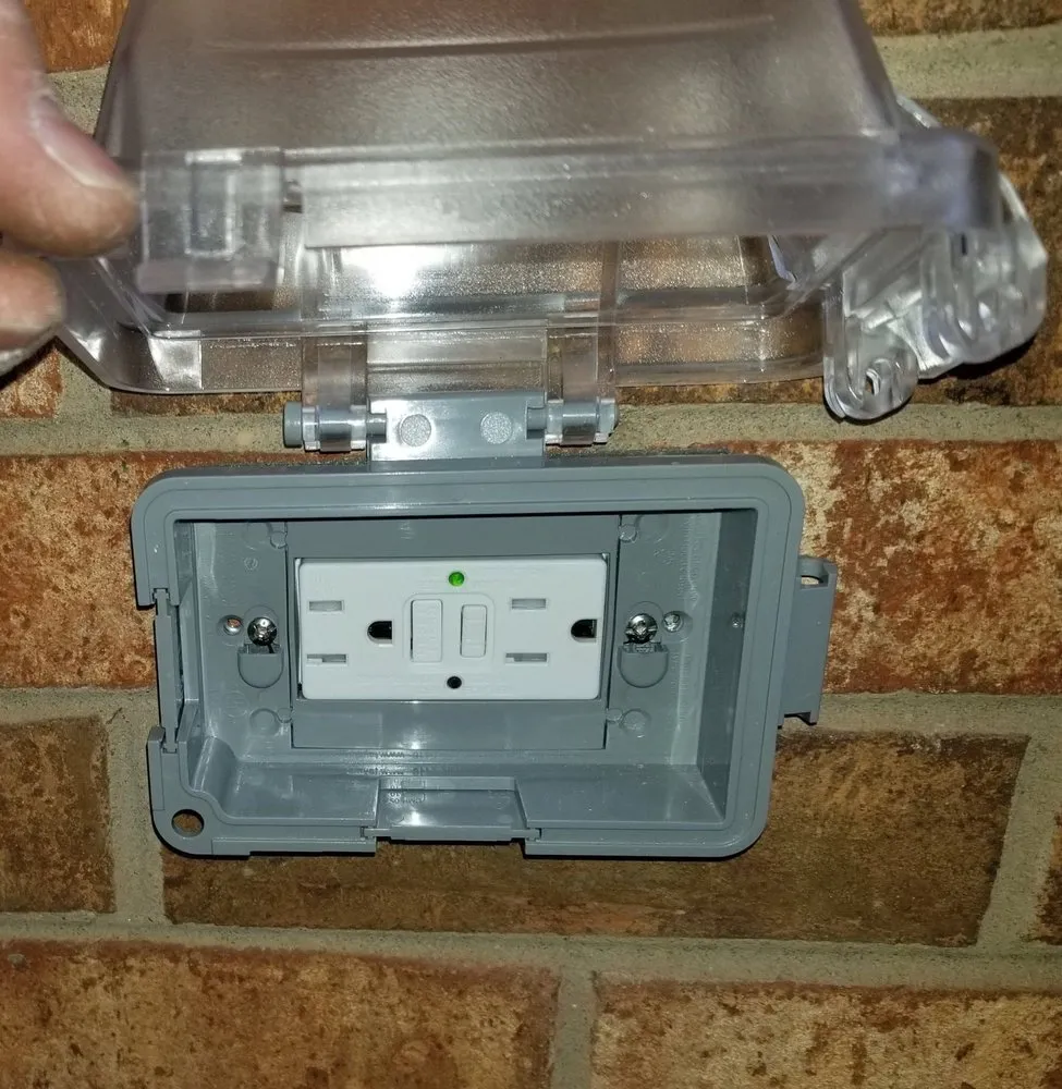 Expert outlet and switch repair in Statesville, NC by Kolpin Electric