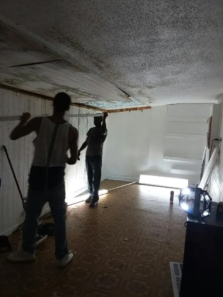 Slide of Kompletely Klean Services