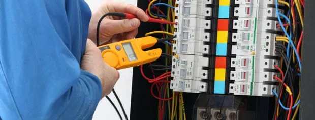 Slide of Komplex Electric