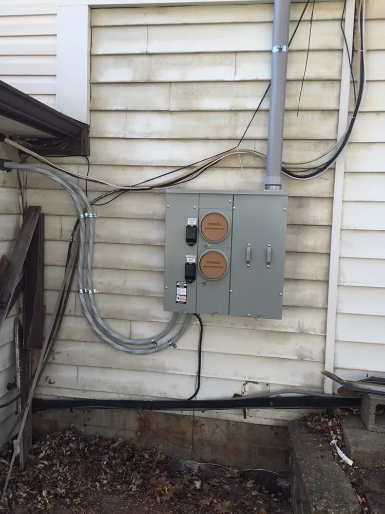Reliable circuit breaker repair in Burgettstown, PA by Kosol Electric