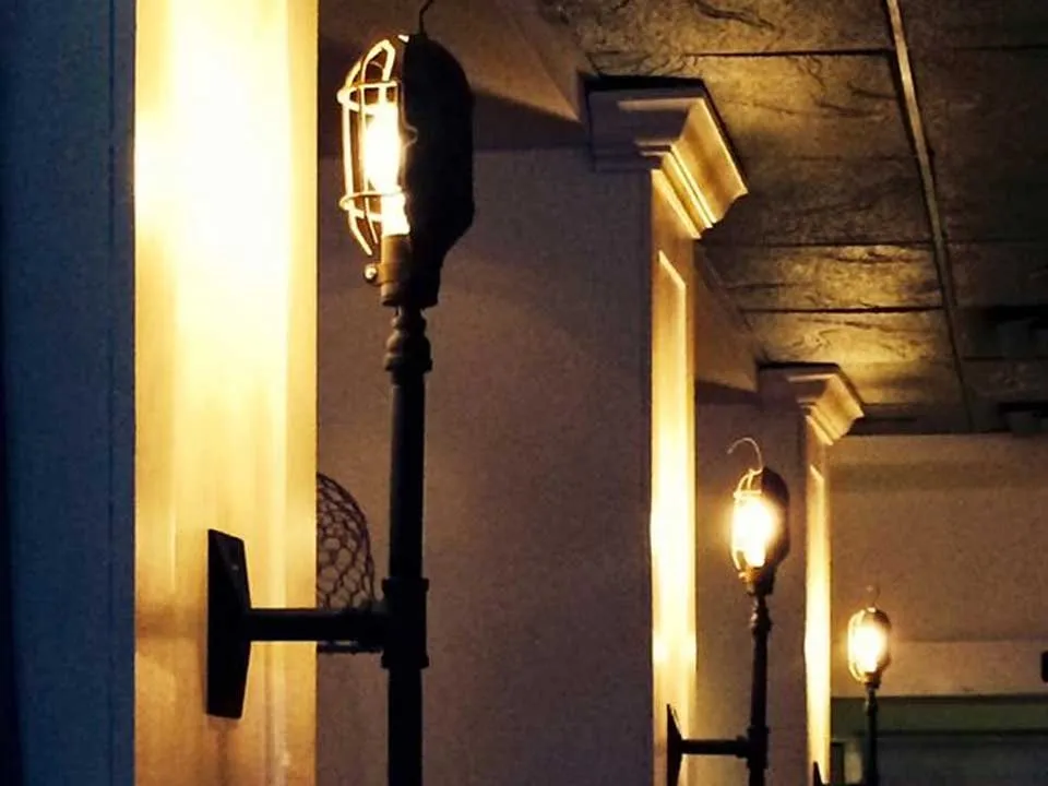 Slide of Kostantino Electric