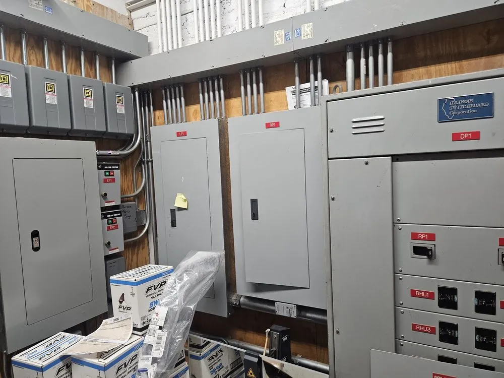 Slide of Kostos Electric