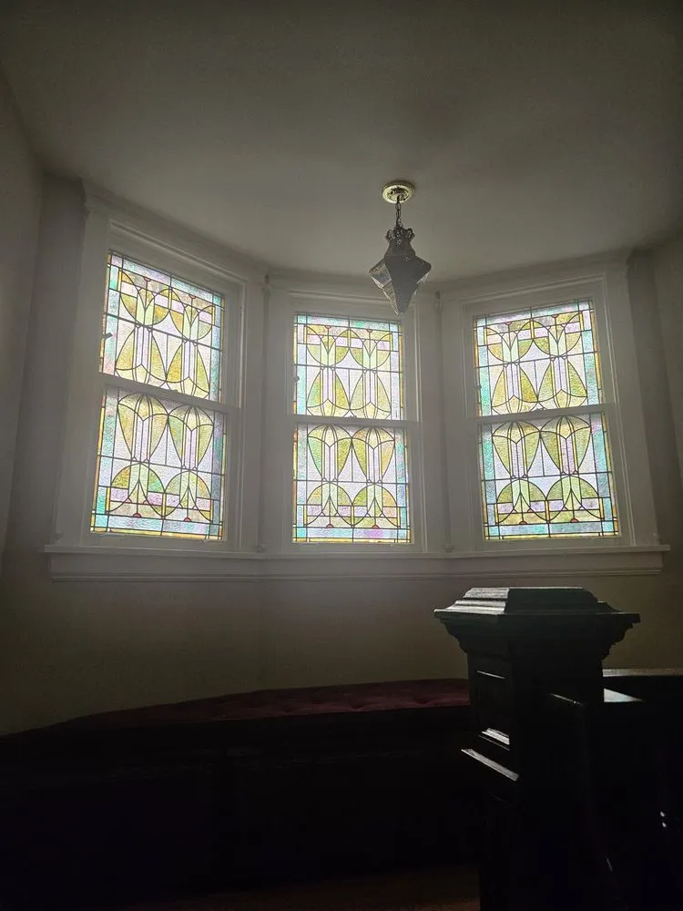 Slide of Kostos Electric