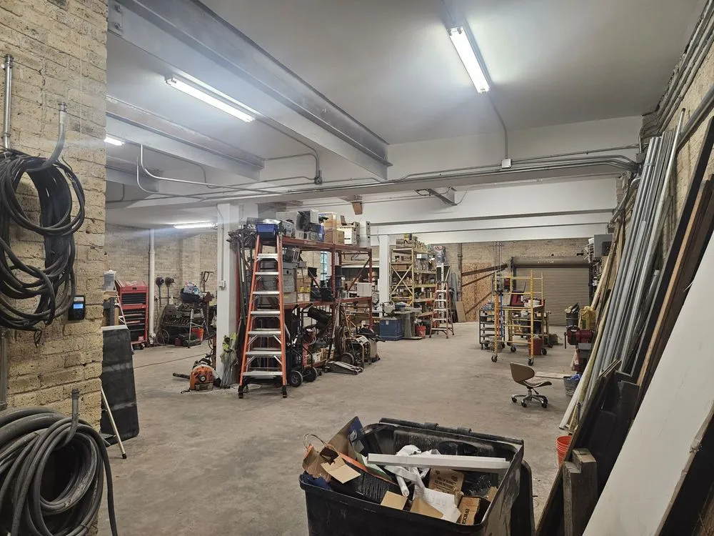 Slide of Kostos Electric