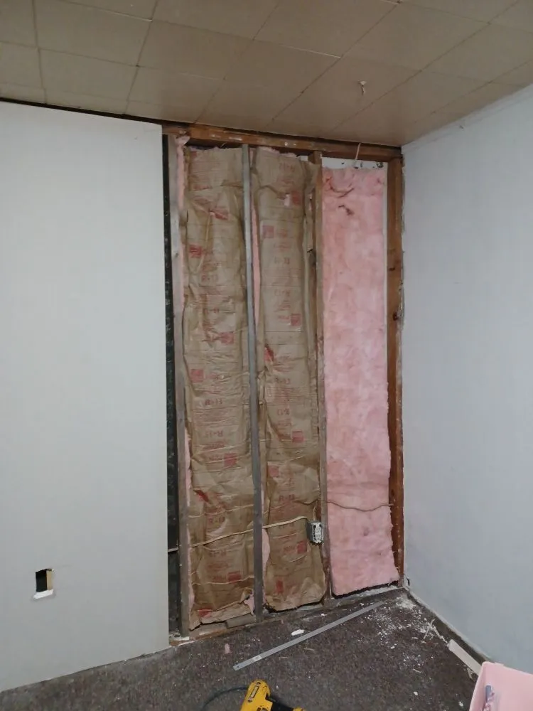 Slide of Kountrys Handyman Service