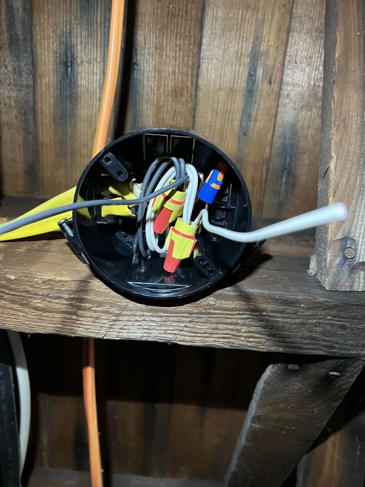 Slide of Kov Electrics