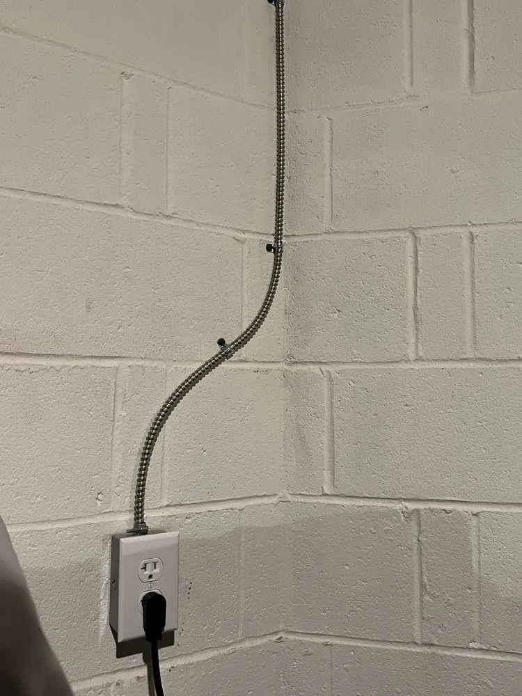 Slide of Kov Electrics