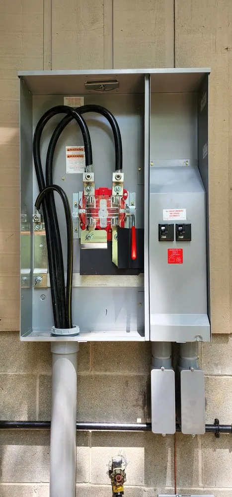 Reliable circuit breaker repair service in Unionville, IN - KRAZYNUTZ