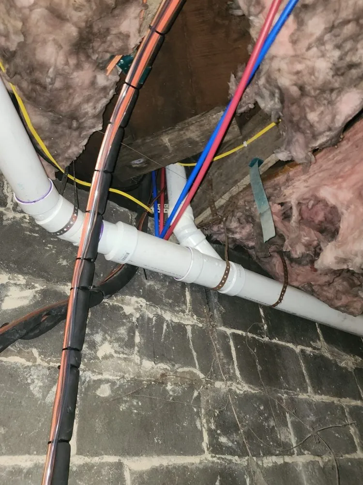 Slide of Kreative Kustoms