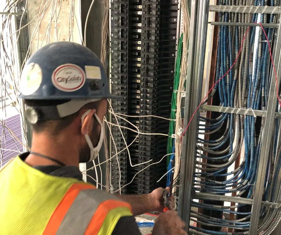 Slide of Kron Electric